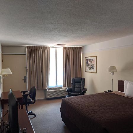 Western Inn And Suites Enid Экстерьер фото